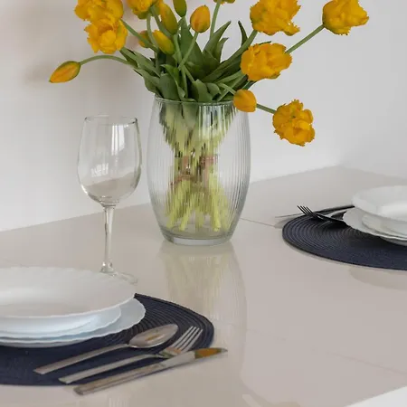 Apartment Stylowy Apartament Typu Studio Z Widokiem Na Stare Miasto By Renters *